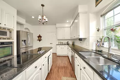 2011 Richland Ct, Sugar Land, TX 77478 - Photo 42