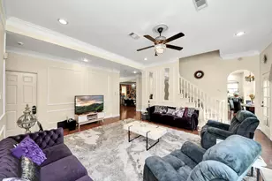 2011 Richland Ct, Sugar Land, TX 77478 - Photo 8