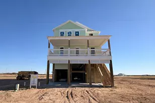 11327 Starfish Dr, Galveston, TX 77554 - Photo 2