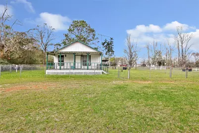 17659 E Fm 1097 Road, Willis, TX 77378 - Photo 20