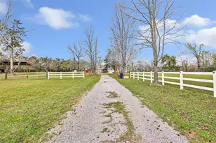 17659 E Fm 1097 Rd, Willis, TX 77378 - Photo 2