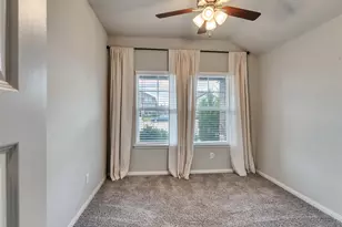 1813 Kingsford Prairie Ct, Pearland, TX 77089 - Photo 4