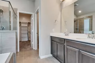 1813 Kingsford Prairie Ct, Pearland, TX 77089 - Photo 24