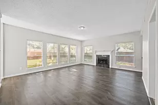 11123 Gatesden Dr, Tomball, TX 77377 - Photo 8