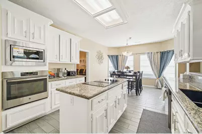 8111 Morningbrook Court, Spring, TX 77379 - Photo 10