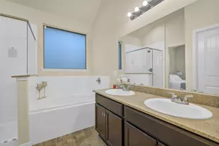 18716 Stewart Hill Dr, Montgomery, TX 77356 - Photo 14