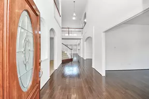 207 Carlie Way, Stafford, TX 77477 - Photo 4
