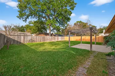 3414 Lemon Tree Ln, Houston, TX 77088 - Photo 38
