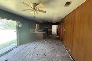 895 S Main St, Jasper, TX 75951 - Photo 2
