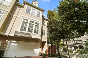 2150 Bancroft St, Houston, TX 77027 - Photo 2