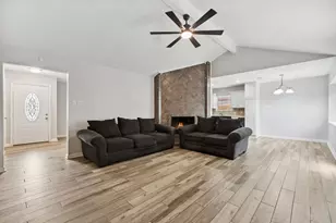 4023 Broken Elm Dr, Spring, TX 77388 - Photo 4