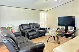 348 Rd 5604, Cleveland, TX 77327 - Photo 8