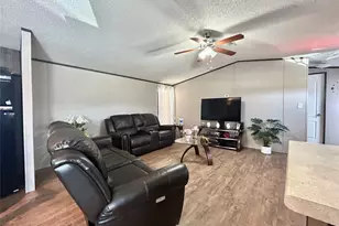 348 Rd 5604, Cleveland, TX 77327 - Photo 6
