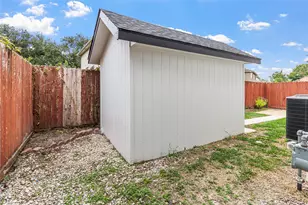 3718 Storm Creek Dr, Houston, TX 77088 - Photo 14