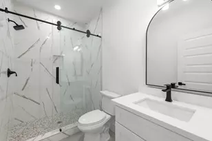 2316 McKee St, Houston, TX 77009 - Photo 30