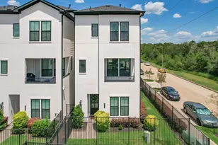 2812 Grand Fountains Dr, Houston, TX 77054 - Photo 44