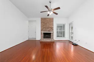 2001 Bering Dr, Houston, TX 77057 - Photo 10