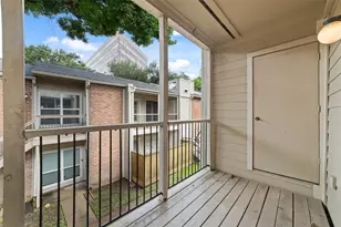 2001 Bering Dr, Houston, TX 77057 - Photo 16