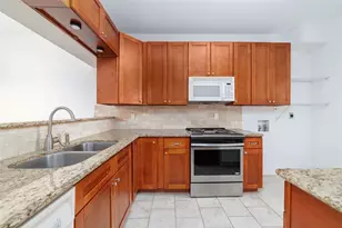 2001 Bering Dr, Houston, TX 77057 - Photo 12