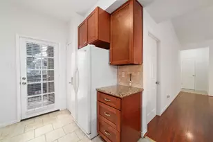 2001 Bering Dr, Houston, TX 77057 - Photo 14