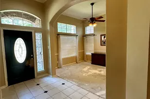 31 Danville Crossing Ct, Conroe, TX 77385 - Photo 2