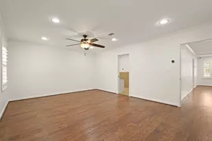 4526 Benning Dr, Houston, TX 77035 - Photo 14