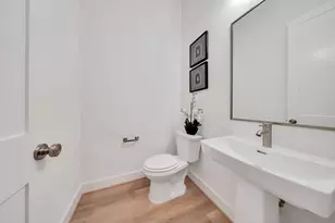 1135 Lake Pointe Pkwy, Sugar Land, TX 77478 - Photo 24