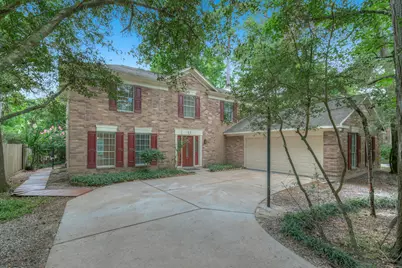 11 Robin Run Drive, The Woodlands, TX 77381 - Photo 1