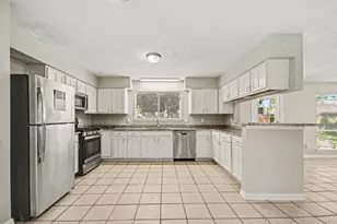 19003 Pine Trace Ct, Humble, TX 77346 - Photo 8