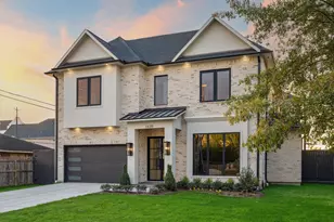 1639 Woodvine Dr, Houston, TX 77055 - Photo 1