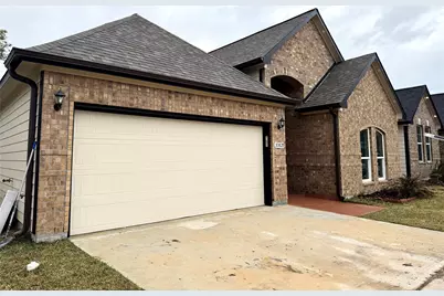 10829 Deaf Smith Street, La Porte, TX 77571 - Photo 2