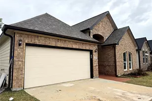 10829 Deaf Smith St, La Porte, TX 77571 - Photo 2