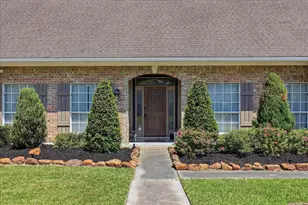 4434 Hillbrook Dr, Orange, TX 77632 - Photo 2