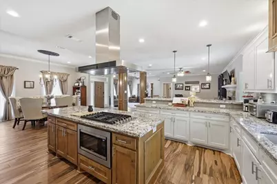 4434 Hillbrook Drive, Orange, TX 77632 - Photo 18