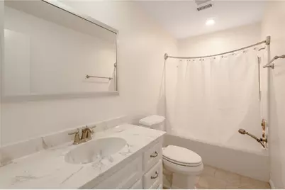 208 Waters Edge, Huntsville, TX 77340 - Photo 16