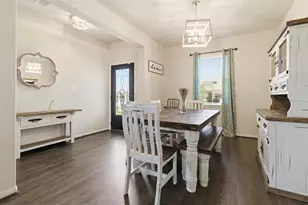 611 Walnut Branch Dr, Baytown, TX 77523 - Photo 14