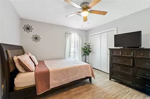 5509 Thornwood Cir, Dickinson, TX 77539 - Photo 22