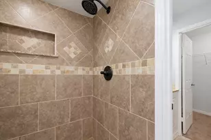 5509 Thornwood Cir, Dickinson, TX 77539 - Photo 18