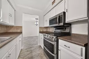7400 Bellerive Dr, Houston, TX 77036 - Photo 34
