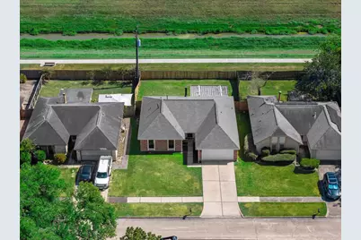 14219 Swanfield Drive, Houston, TX 77083 - Photo 4