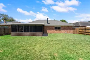 14219 Swanfield Dr, Houston, TX 77083 - Photo 40