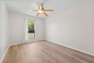 14219 Swanfield Dr, Houston, TX 77083 - Photo 26