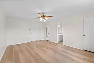 14219 Swanfield Dr, Houston, TX 77083 - Photo 22