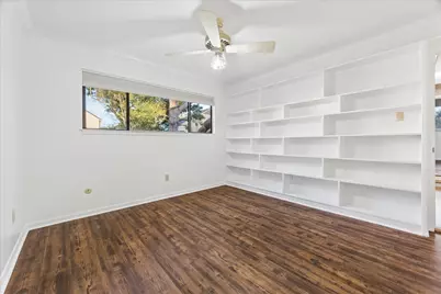 636 Rancho Bauer Drive, Houston, TX 77079 - Photo 32