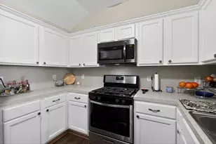 24211 Soft Pine Dr, Houston, TX 77336 - Photo 6