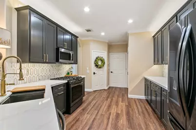 39 Trafalgar Place, Conroe, TX 77384 - Photo 16