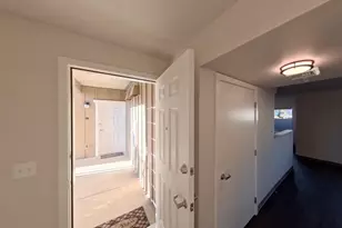 900 N Oak Harbor St, Oak Harbor, WA 98277 - Photo 6