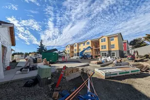 900 N Oak Harbor St, Oak Harbor, WA 98277 - Photo 2