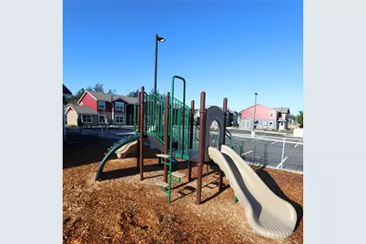 900 N Oak Harbor St, Oak Harbor, WA 98277 - Photo 12