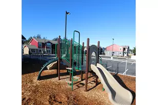 900 N Oak Harbor St, Oak Harbor, WA 98277 - Photo 12